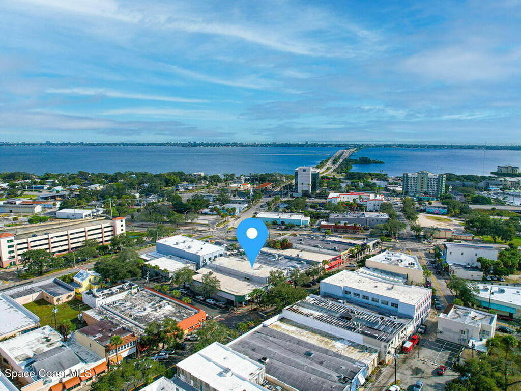 902 E New Haven Avenue, Melbourne, FL 32901
