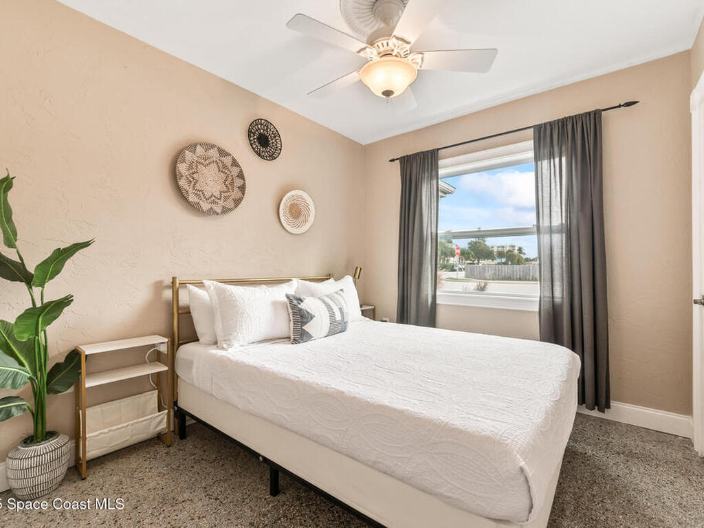 172 Woodland Avenue, Cocoa Beach, FL 32931