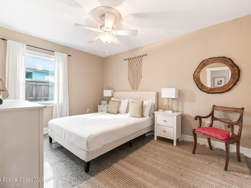 172 Woodland Avenue, Cocoa Beach, FL 32931