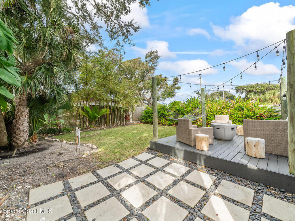 172 Woodland Avenue, Cocoa Beach, FL 32931