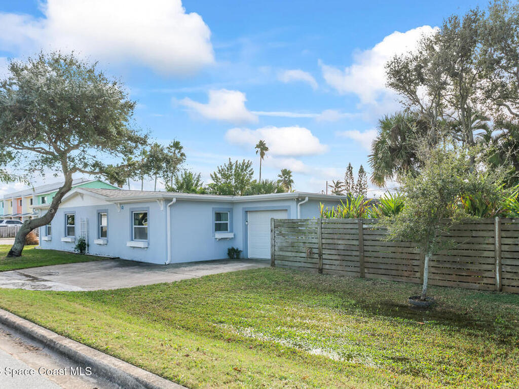 172 Woodland Avenue, Cocoa Beach, FL 32931
