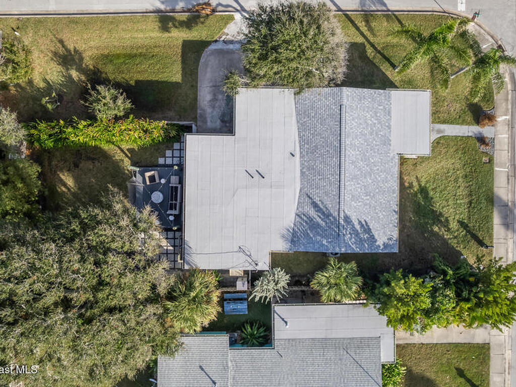 172 Woodland Avenue, Cocoa Beach, FL 32931