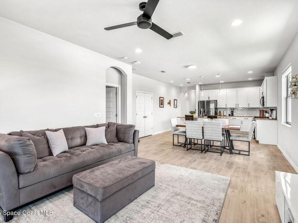 3194 Blazing Star Drive, Melbourne, FL 32940