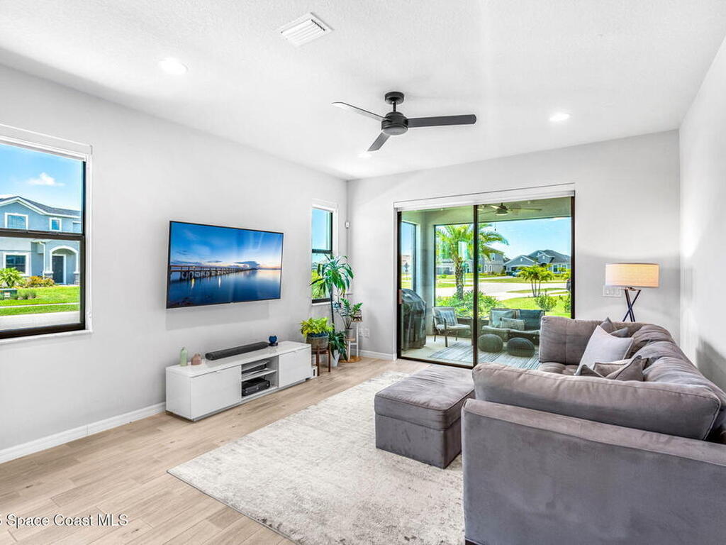 3194 Blazing Star Drive, Melbourne, FL 32940