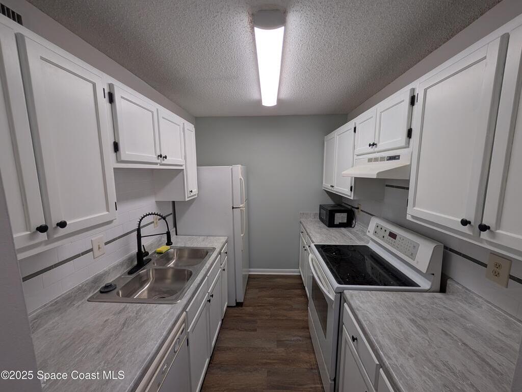 3535 Sable Palm Lane, Titusville, FL 32780