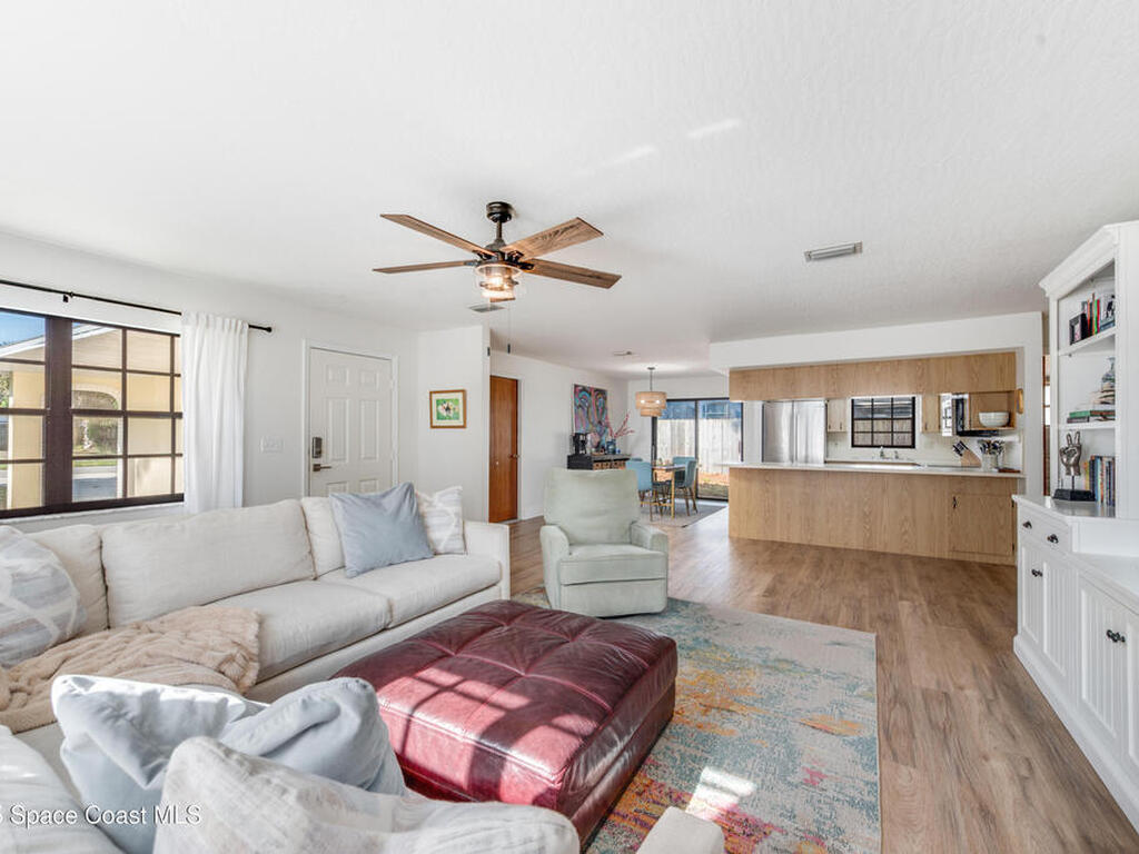 128 Lagoon Avenue, Melbourne, FL 32901