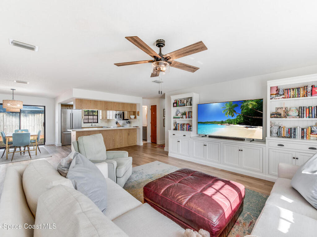 128 Lagoon Avenue, Melbourne, FL 32901