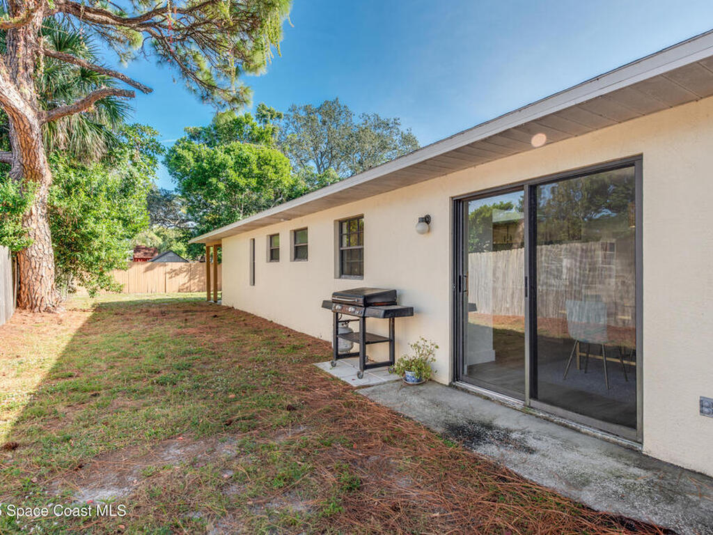 128 Lagoon Avenue, Melbourne, FL 32901