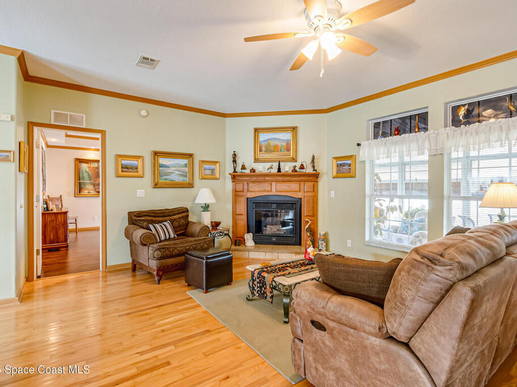 694 Outer Drive, Cocoa, FL 32926