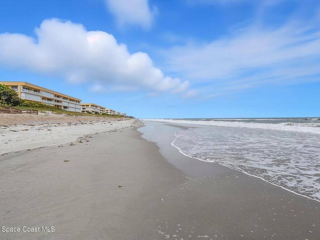 521 & 523 Ronnie Drive, Indian Harbour Beach, FL 32937