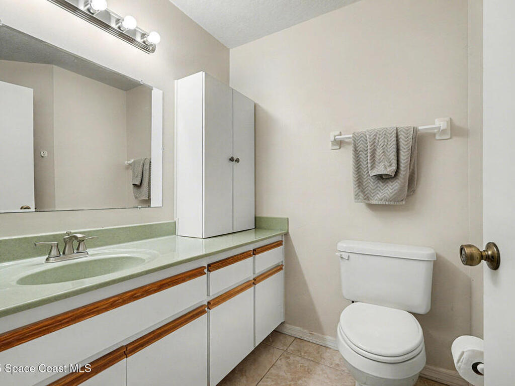 904 Maplewood Court, Melbourne, FL 32940