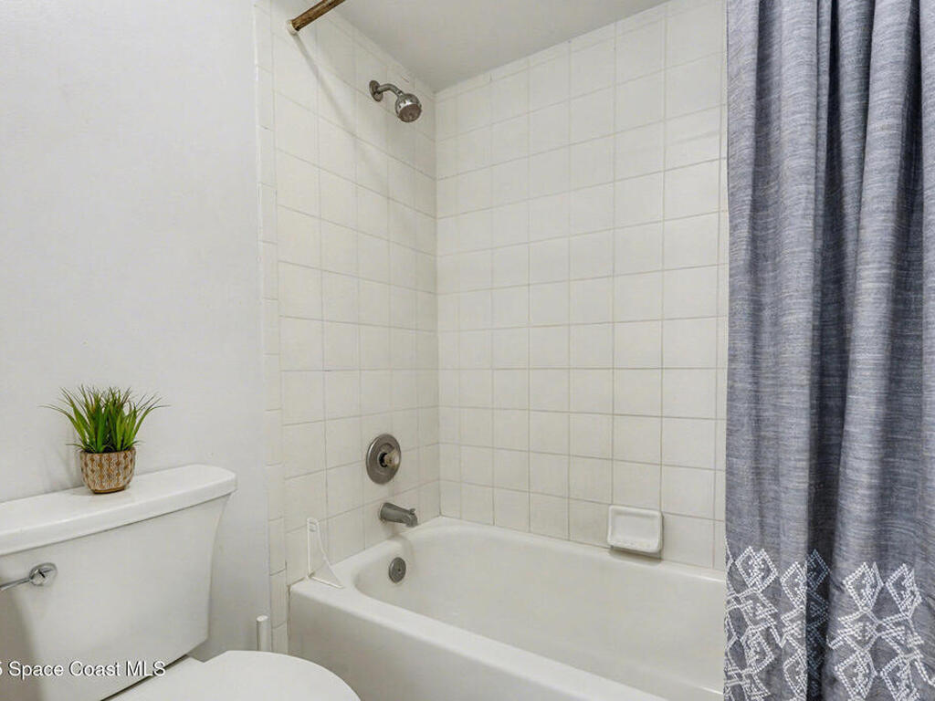 904 Maplewood Court, Melbourne, FL 32940