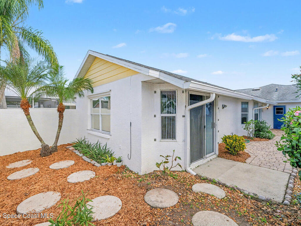 904 Maplewood Court, Melbourne, FL 32940