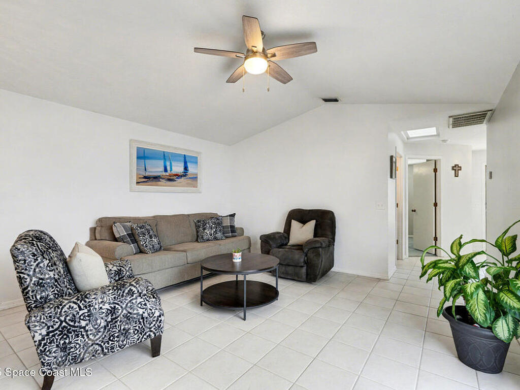 904 Maplewood Court, Melbourne, FL 32940