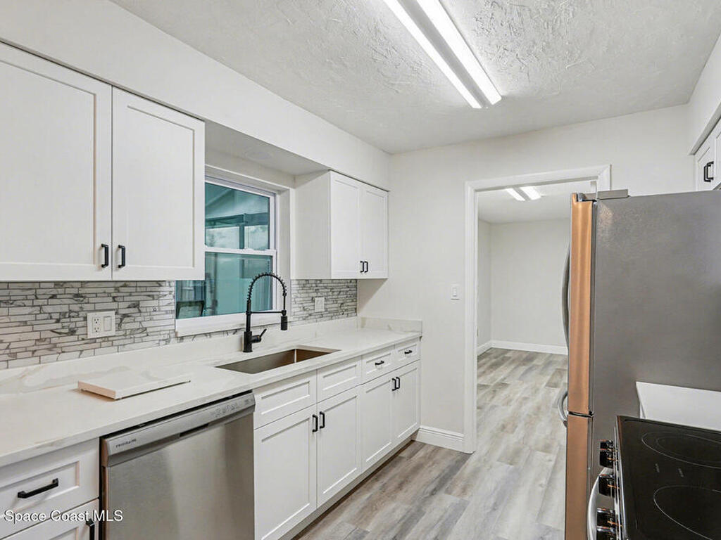 1015 Woodsmere Parkway, Rockledge, FL 32955