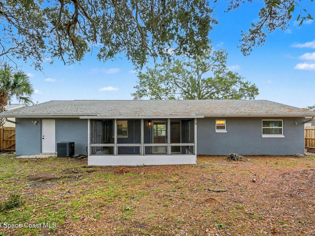 1015 Woodsmere Parkway, Rockledge, FL 32955