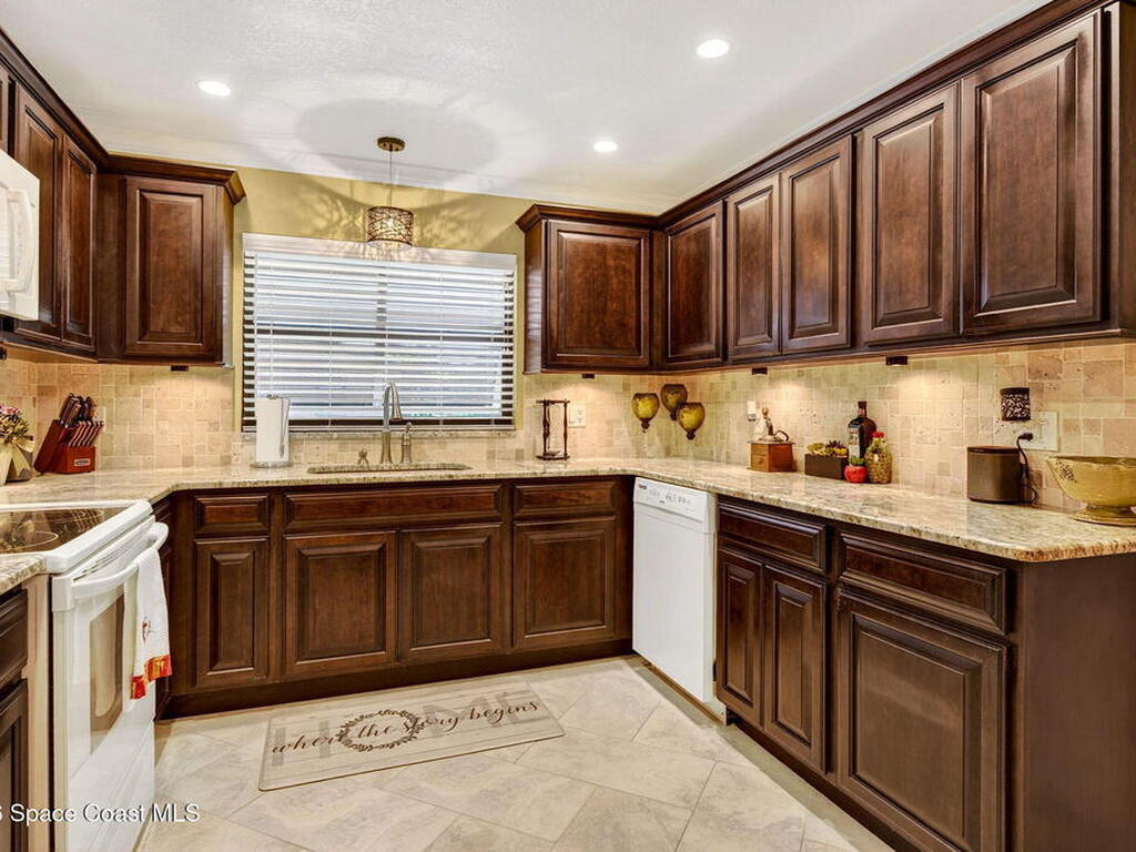 3076 Sea Gate Circle, Merritt Island, FL 32953