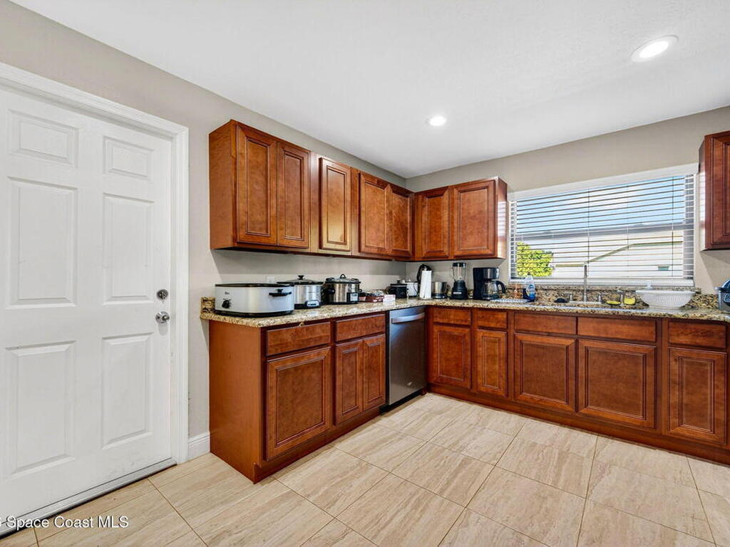 3076 Sea Gate Circle, Merritt Island, FL 32953