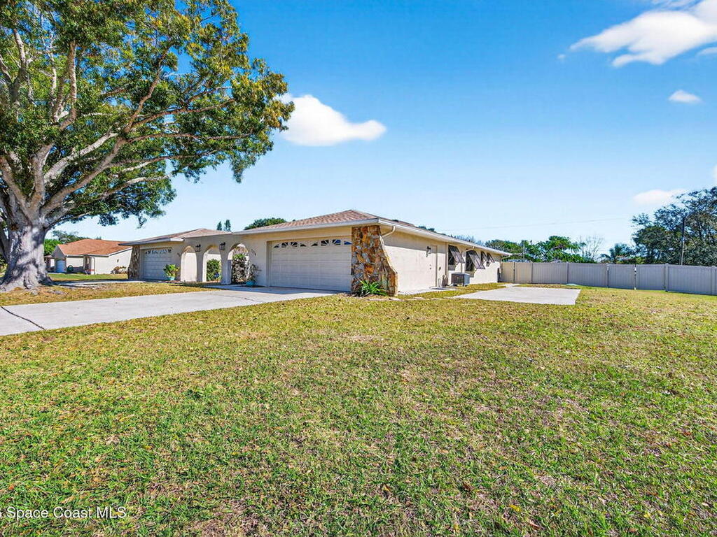 3076 Sea Gate Circle, Merritt Island, FL 32953