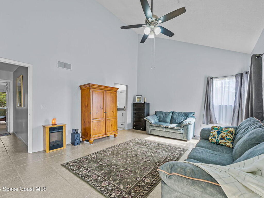 330 Lofts Drive, Melbourne, FL 32940