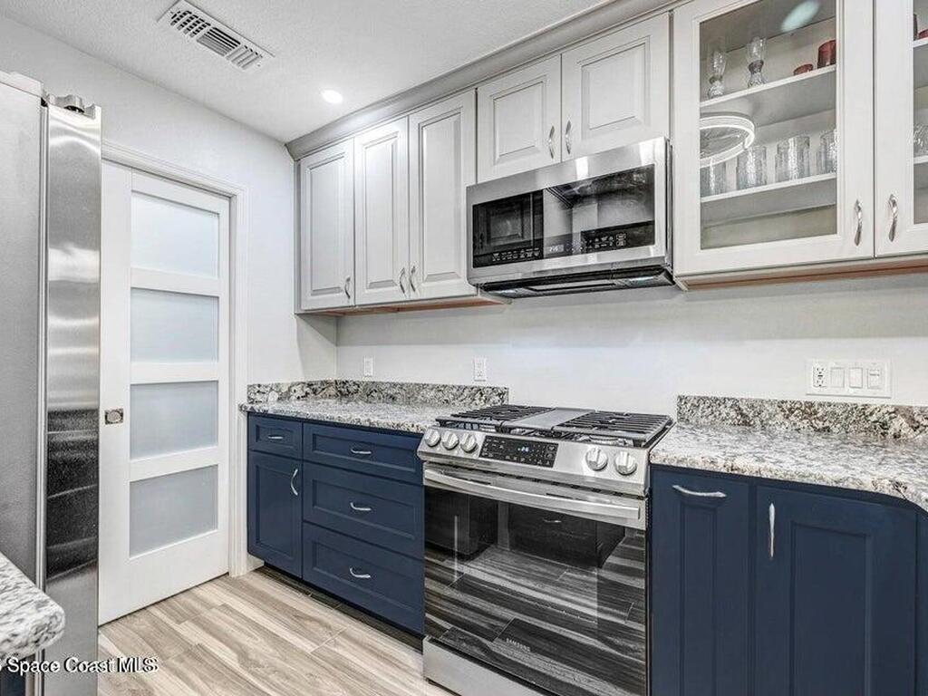 330 Lofts Drive, Melbourne, FL 32940