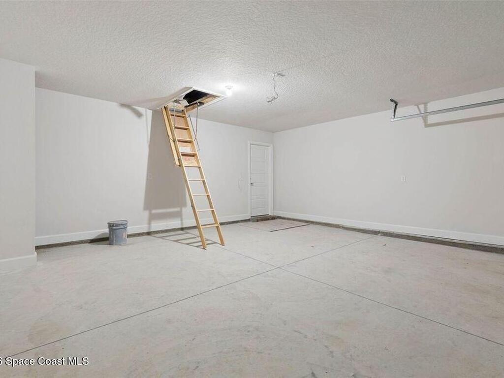 962 Seneca Avenue, Sebastian, FL 32958