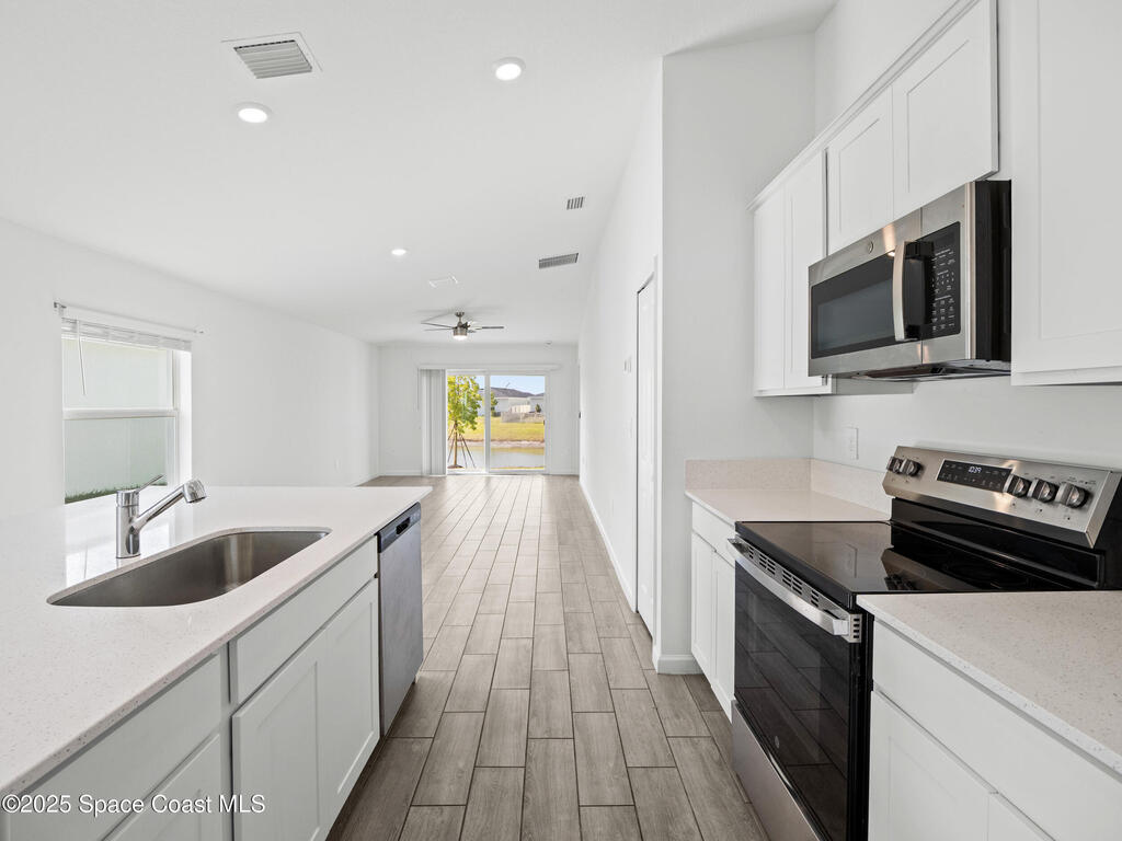 1668 Colebrook Circle, Palm Bay, FL 32908