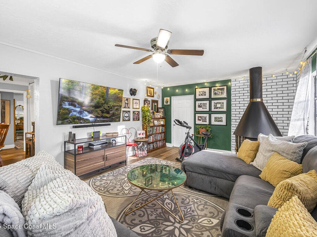 325 Jamaica Drive, Merritt Island, FL 32952