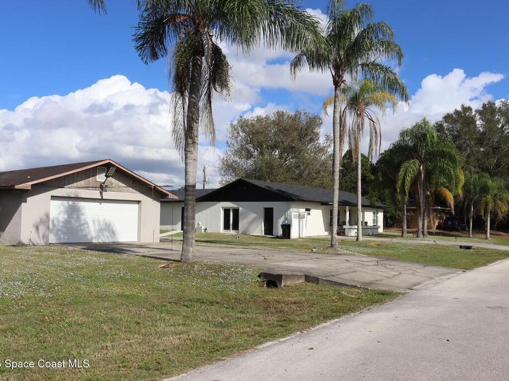 363 Royal Street, Palm Bay, FL 32909