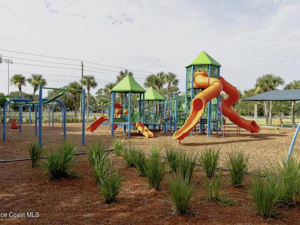 402 Watercrest Street, Sebastian, FL 32958