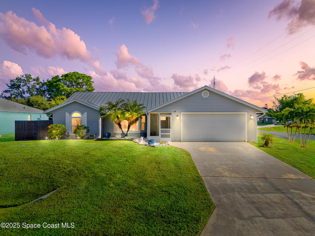 402 Watercrest Street, Sebastian, FL 32958