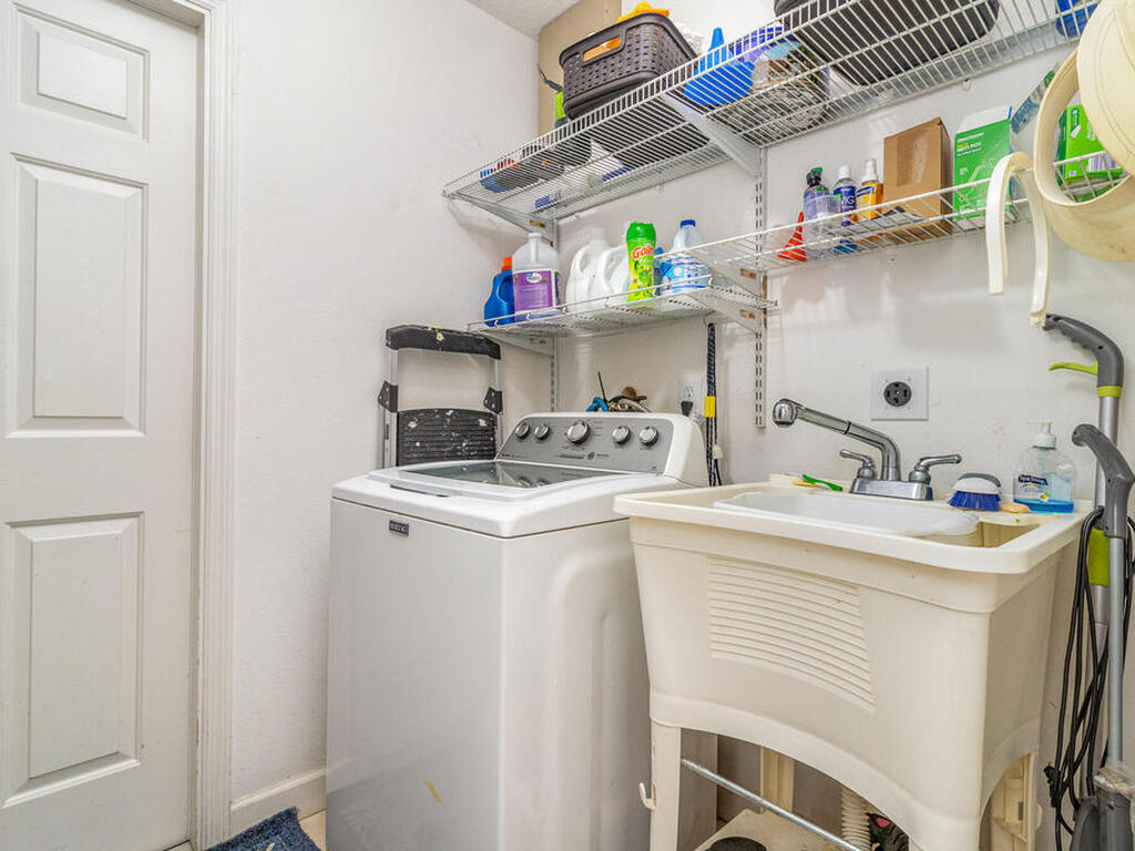 1581 Jenson Terrace, Palm Bay, FL 32909