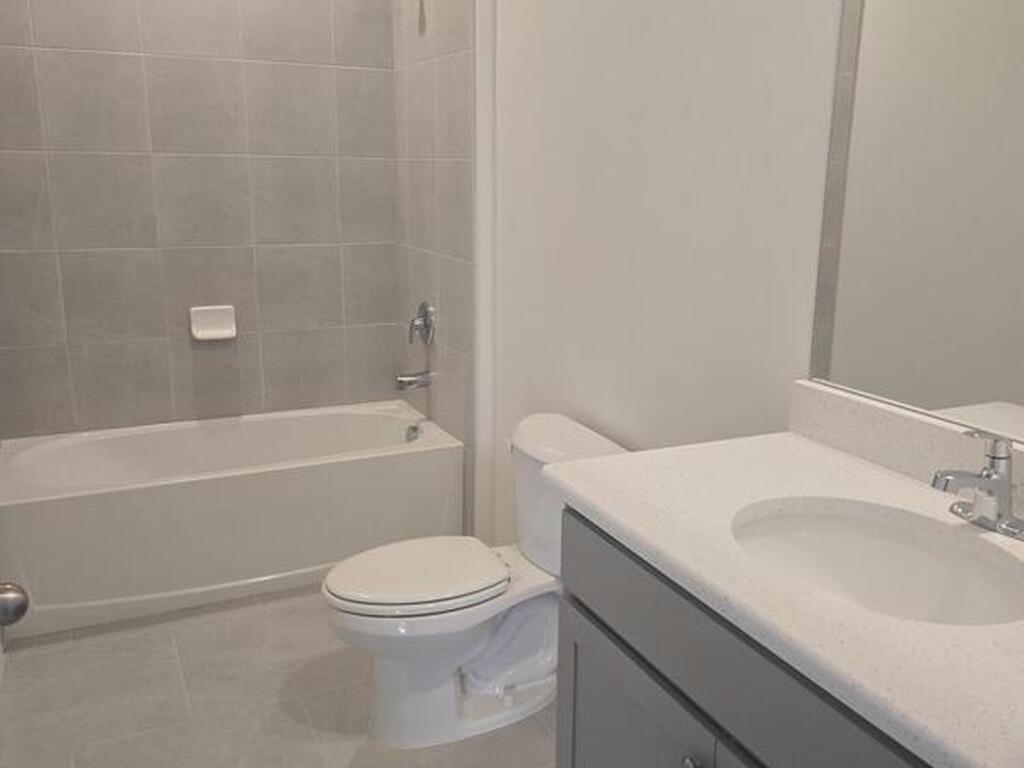 1427 Higbee Street, Palm Bay, FL 32909