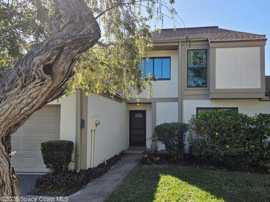 196 Country Club Drive, Melbourne, FL 32940