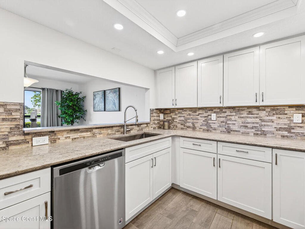 196 Country Club Drive, Melbourne, FL 32940