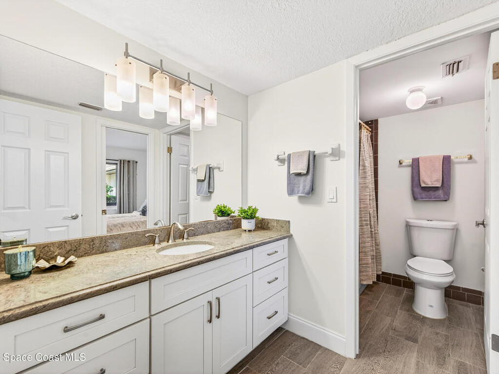 196 Country Club Drive, Melbourne, FL 32940