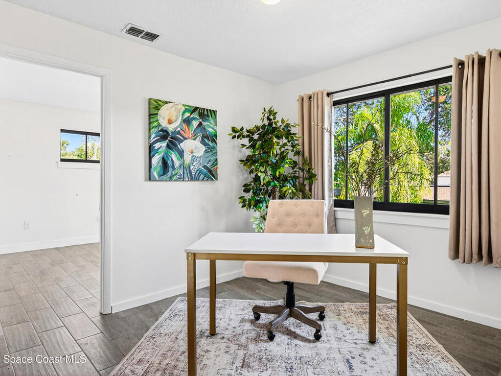 196 Country Club Drive, Melbourne, FL 32940