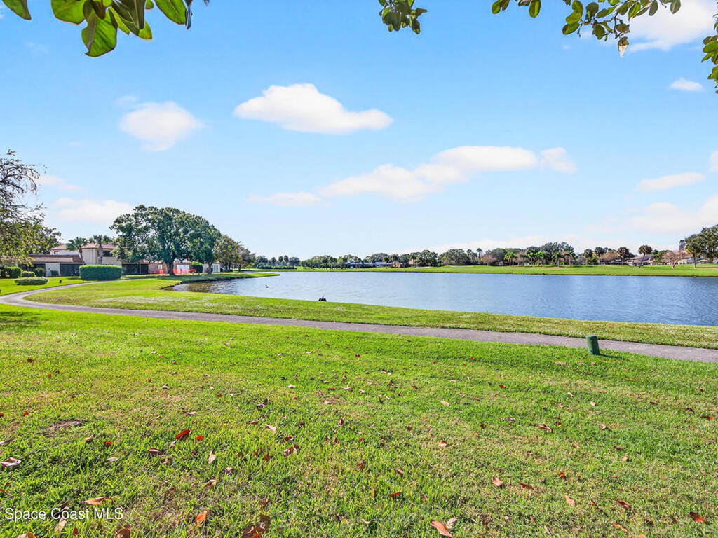 196 Country Club Drive, Melbourne, FL 32940