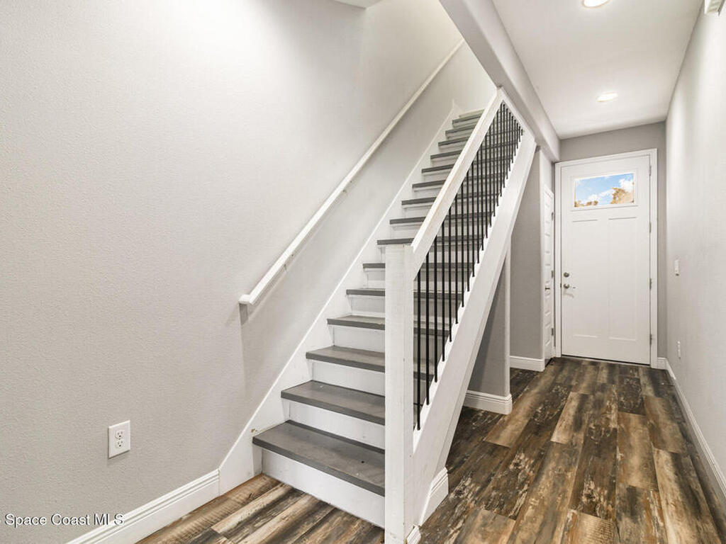 2203 Bignonia Street, Melbourne, FL 32901