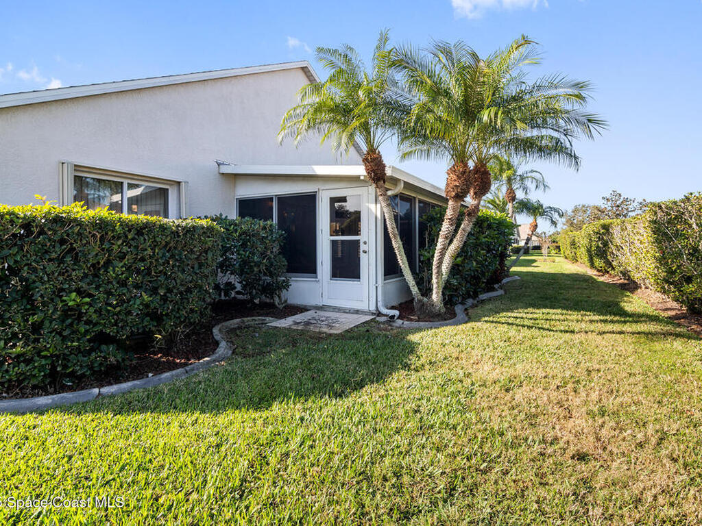 1611 Lago Mar Drive, Suntree, FL 32940