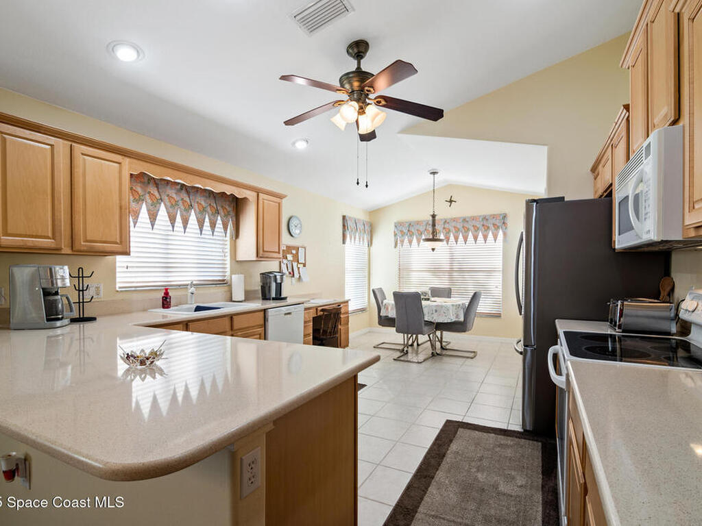 1611 Lago Mar Drive, Suntree, FL 32940