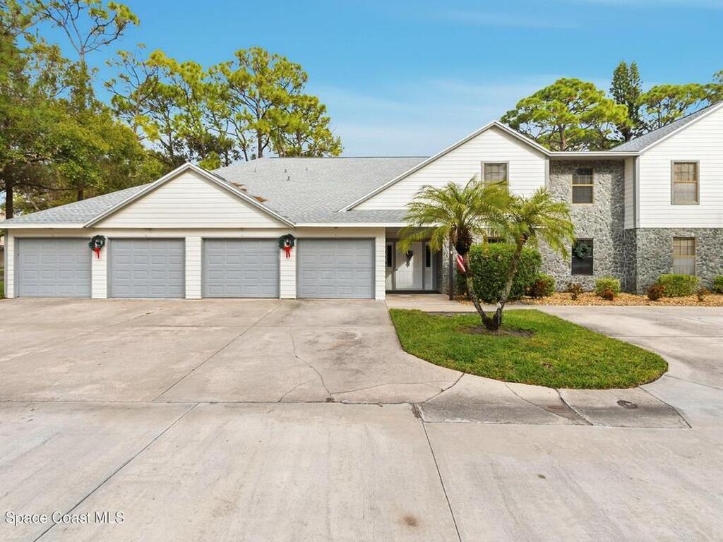 9022 Brighton Court, Melbourne, FL 32904