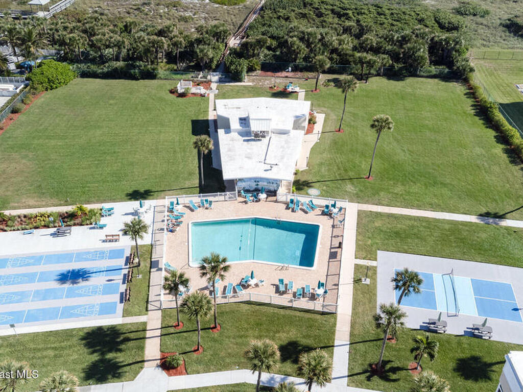 2020 N Atlantic Avenue, Cocoa Beach, FL 32931