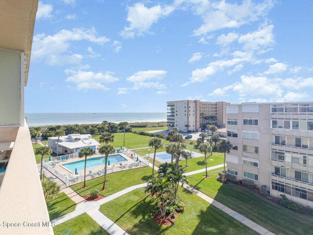 2020 N Atlantic Avenue, Cocoa Beach, FL 32931