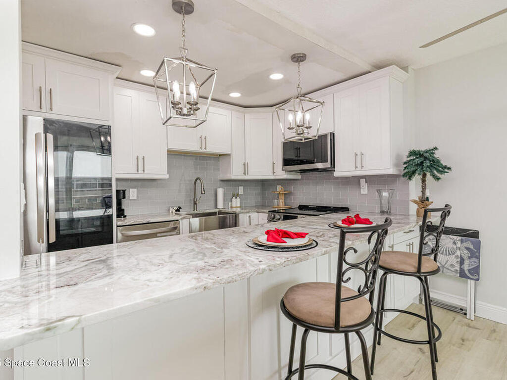 2020 N Atlantic Avenue, Cocoa Beach, FL 32931