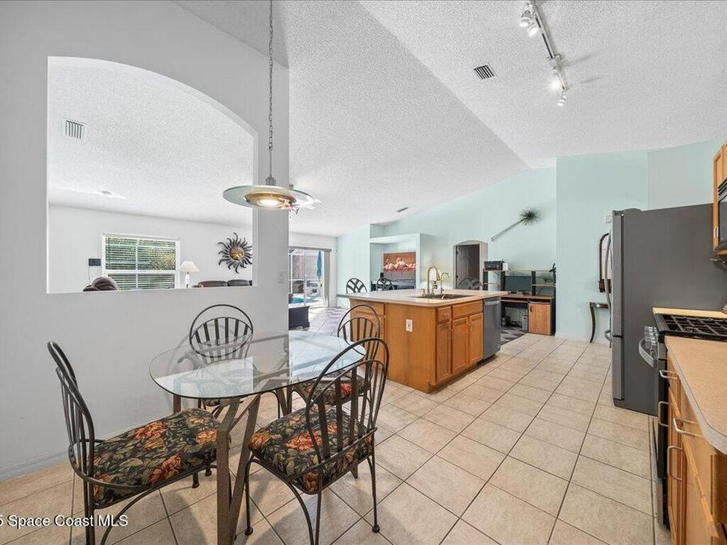 4193 Long Leaf Drive, Melbourne, FL 32940