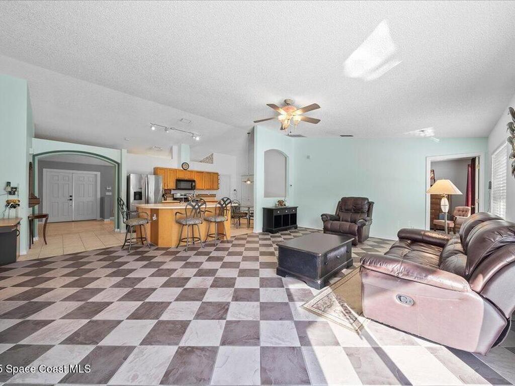 4193 Long Leaf Drive, Melbourne, FL 32940