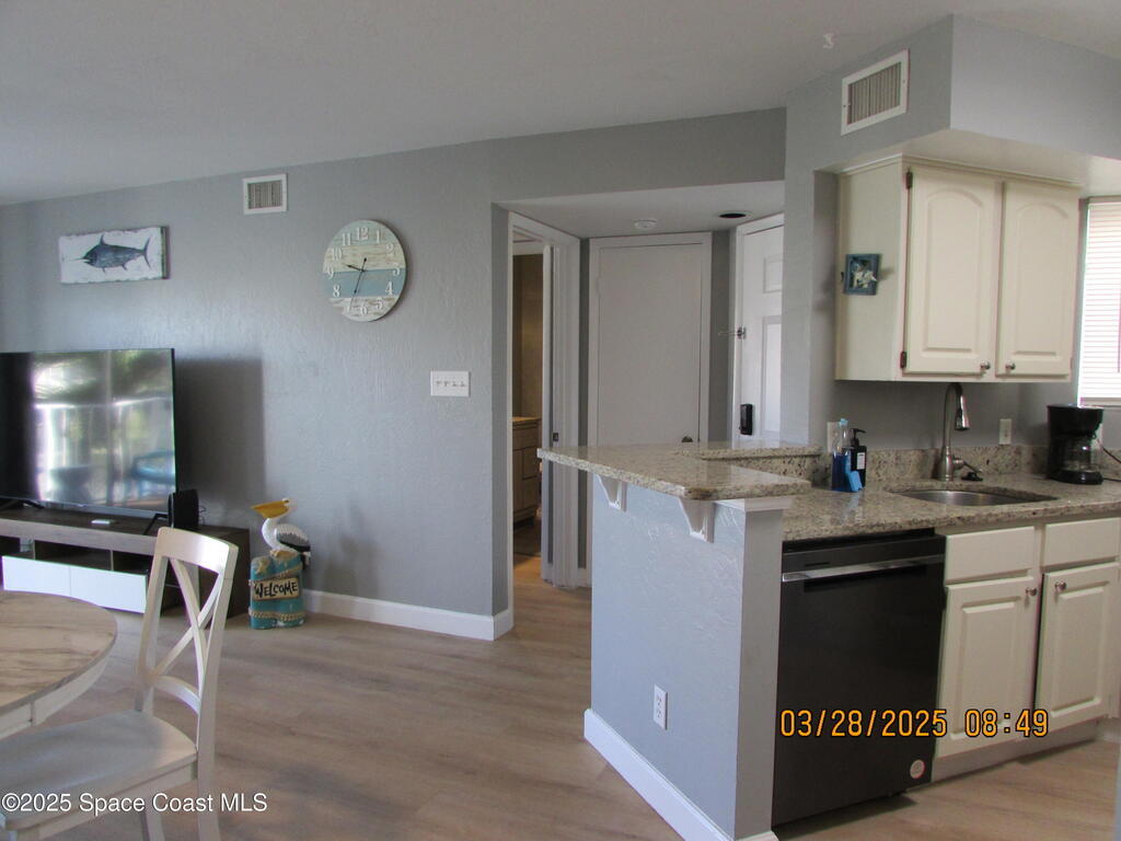 1850 Charlesmont Drive, Melbourne, FL 32903