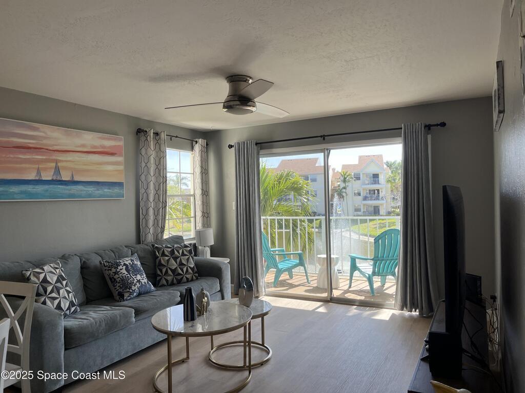 1850 Charlesmont Drive, Melbourne, FL 32903