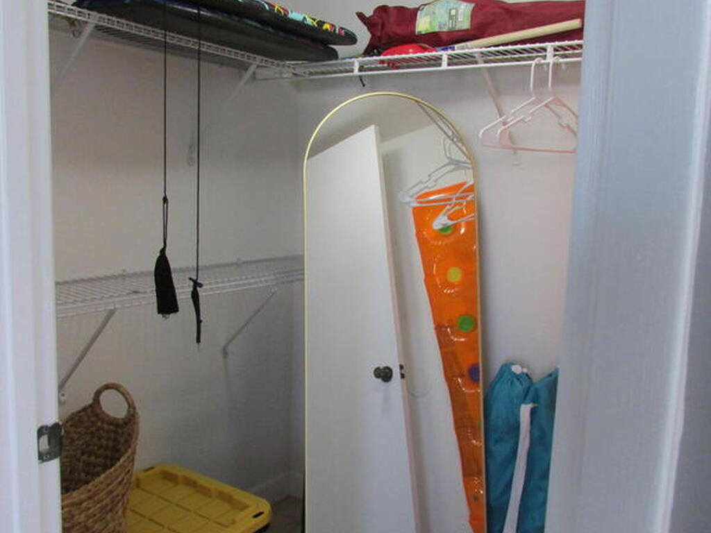 1850 Charlesmont Drive, Melbourne, FL 32903